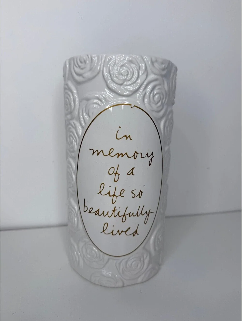 Sandra Magsamen memorial rose vase for 1800flowers